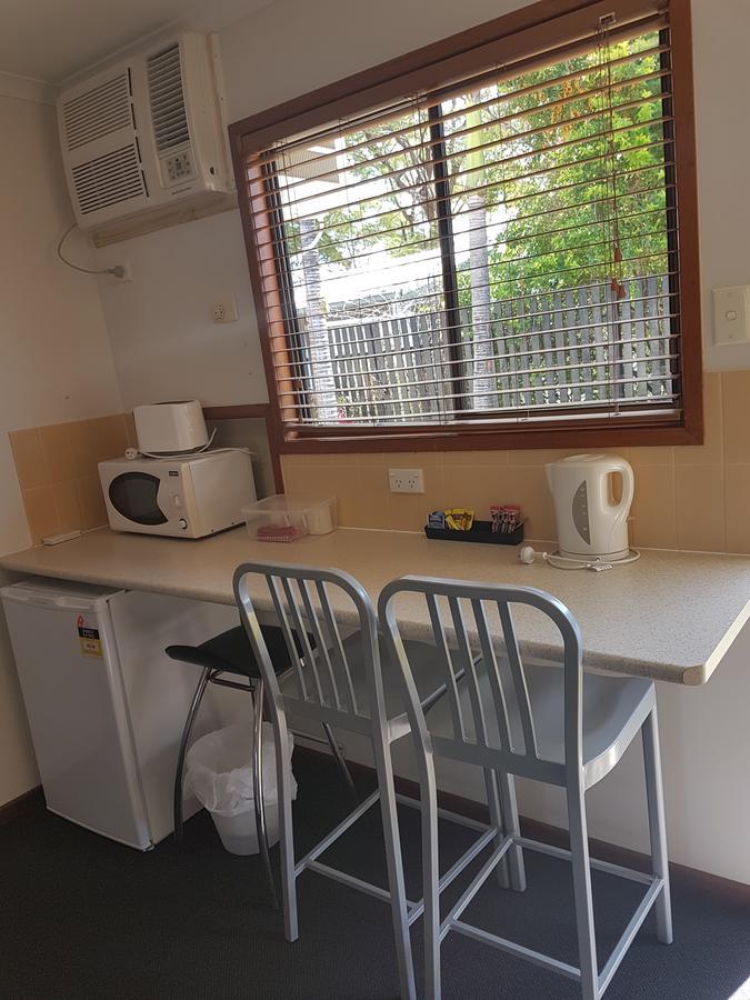 Emerald Tower Motor Inn 외부 사진