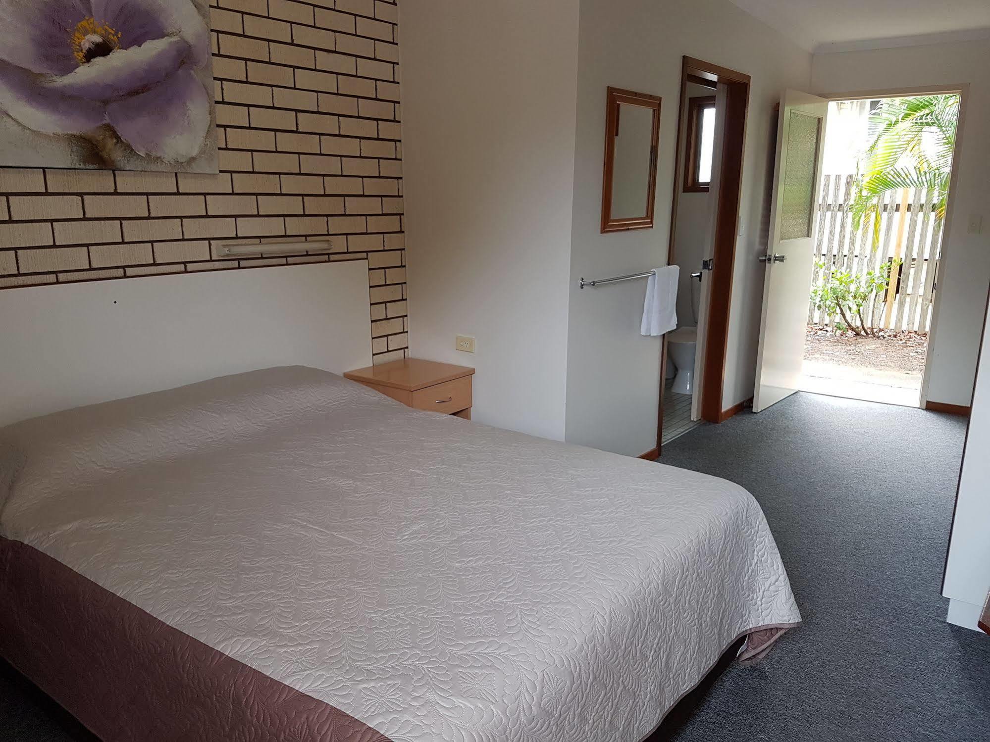 Emerald Tower Motor Inn 외부 사진