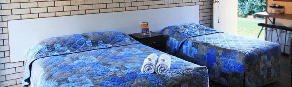 Emerald Tower Motor Inn 외부 사진